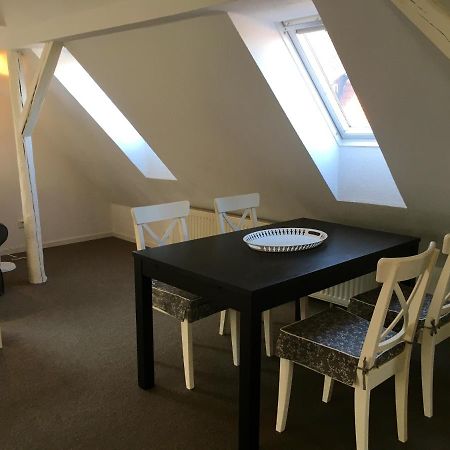 Studio Emilie Detmold Bagian luar foto